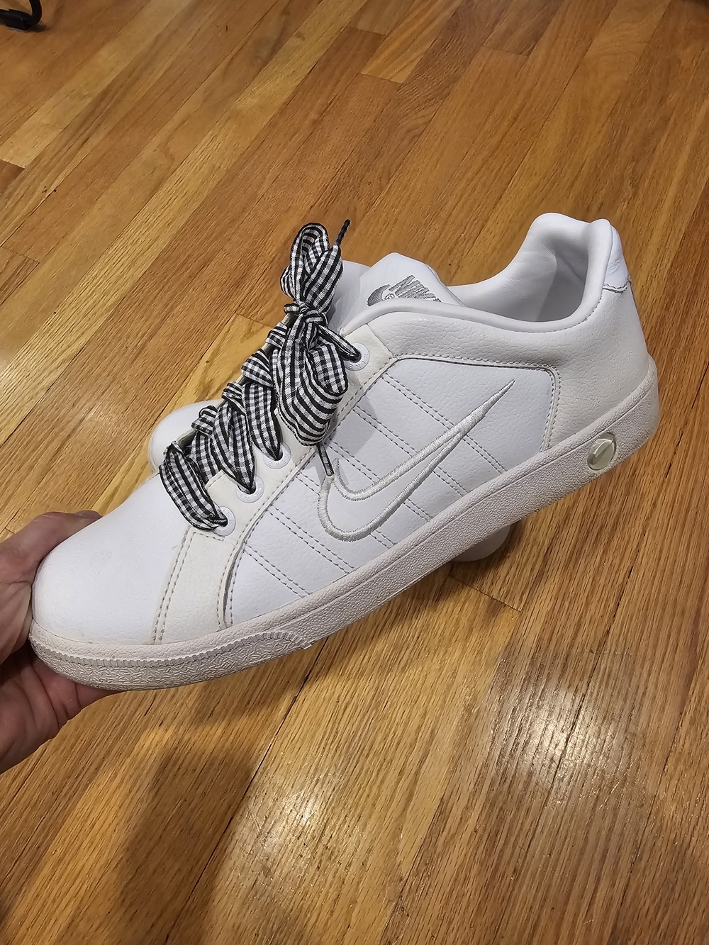 Nike Women’s Court Tradition 2 White Leather Low-Top With Gingham Laces